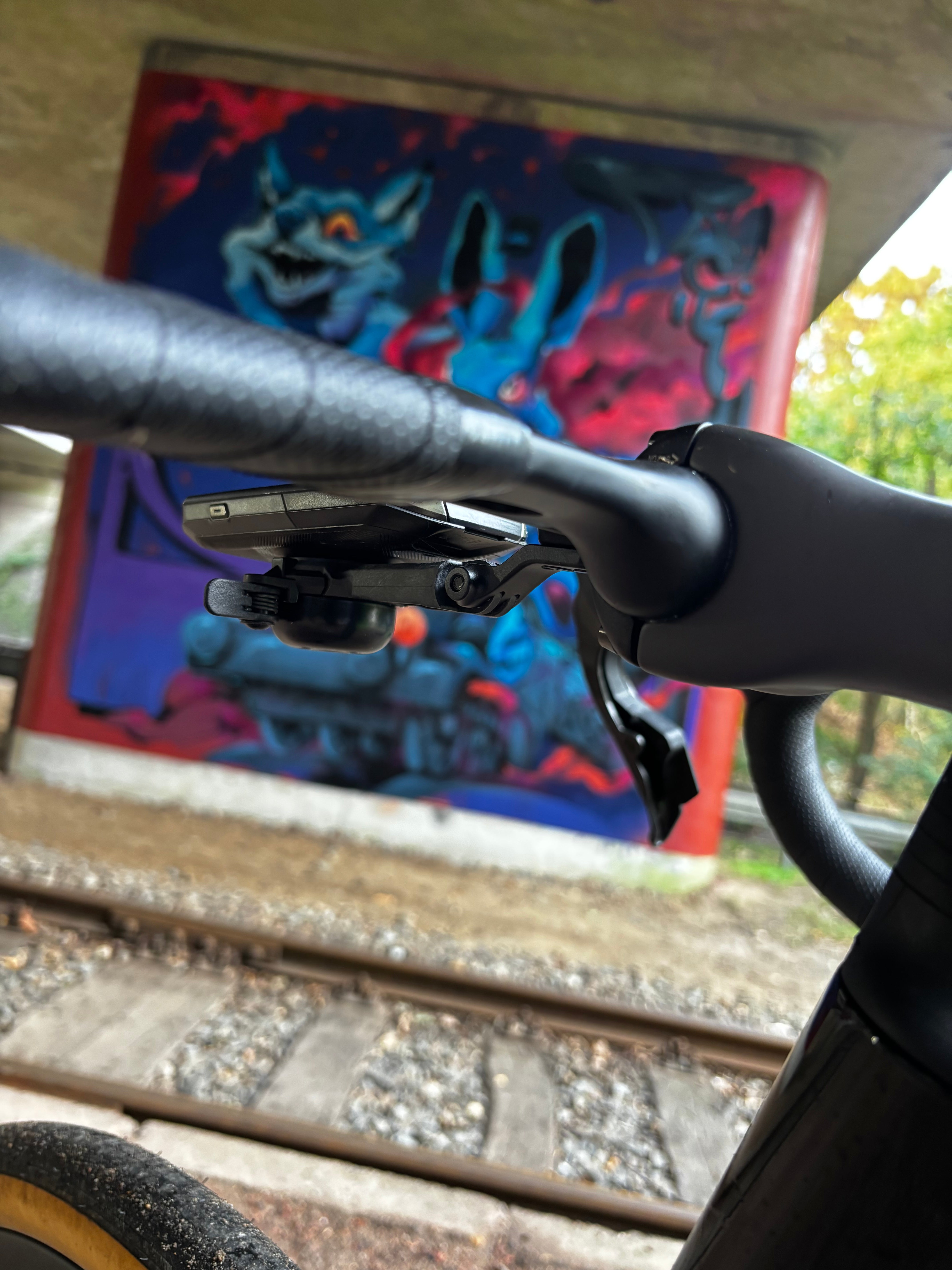 Evo series vs Pro series: which bike computer mount is right for you?